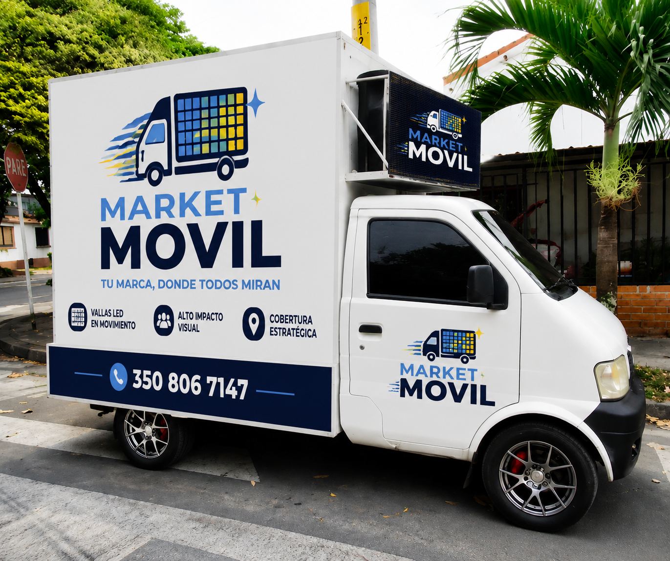 Vehículo de perifoneo de Market Móvil